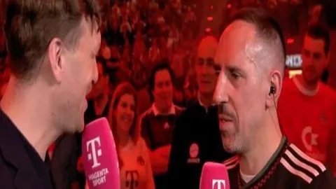 福克斯爆砍49分9助攻，国王逆转胜爵士，马尔卡宁25分5板彰显实力